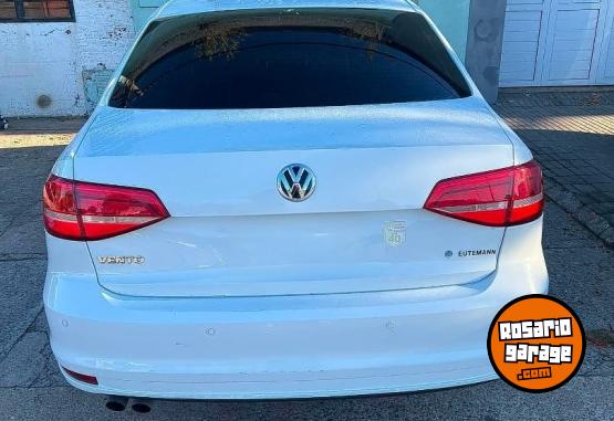 Autos - Volkswagen Vento 2.5 2015 Nafta 130000Km - En Venta