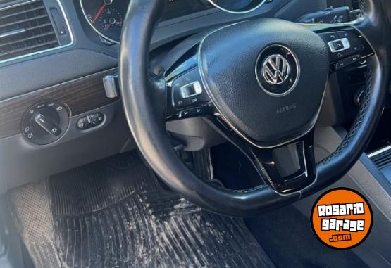 Autos - Volkswagen Vento 2.5 2015 Nafta 130000Km - En Venta