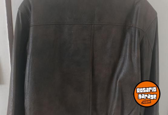 Indumentaria - Vendo campepra cuero talle XL - En Venta