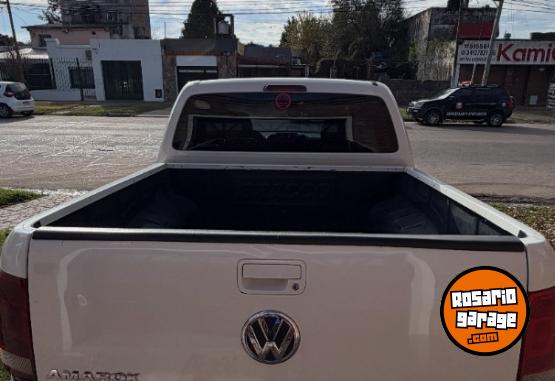 Camionetas - Volkswagen Amarok Highline 2014 Diesel 200000Km - En Venta