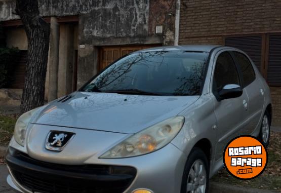 Autos - Peugeot 207 2009 Nafta 158000Km - En Venta