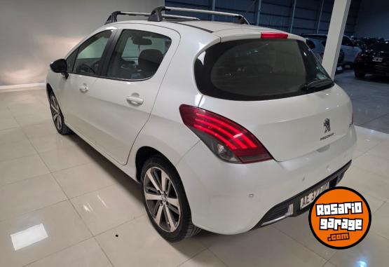 Autos - Peugeot 308 2020 Diesel 98000Km - En Venta