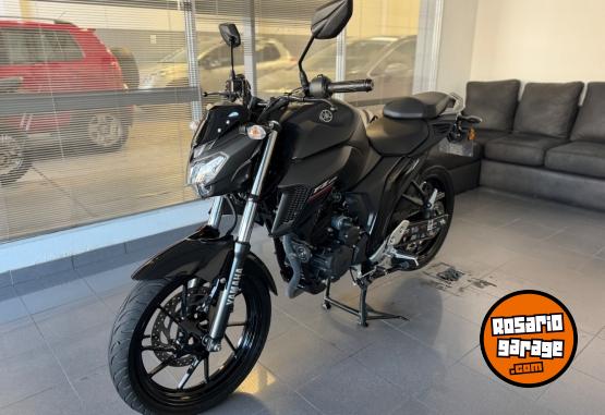 Motos - Yamaha FZ25 2022 Nafta 3870Km - En Venta