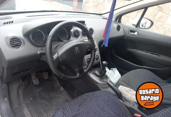 Autos - Peugeot 308 active 2012 Nafta 190000Km - En Venta