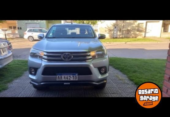 Camionetas - Toyota Hilux SRV TDI 4x4 2016 Diesel 183000Km - En Venta