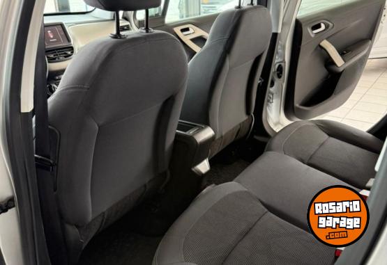 Autos - Peugeot 2008 2017 Nafta 64000Km - En Venta