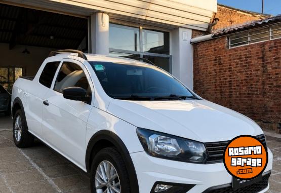 Camionetas - Volkswagen Saveiro HighPack CD 2017 GNC 150000Km - En Venta