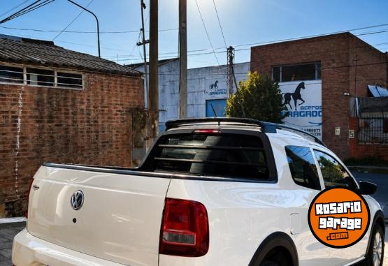 Camionetas - Volkswagen Saveiro HighPack CD 2017 GNC 150000Km - En Venta
