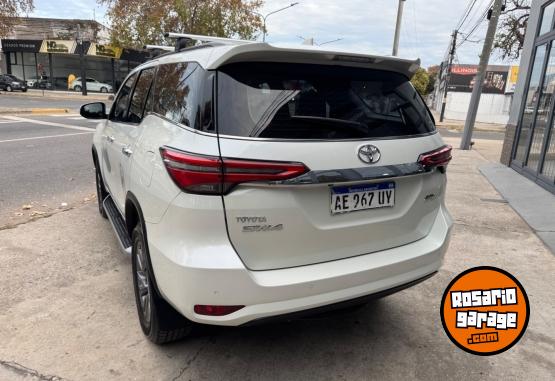 Camionetas - Toyota Sw4 srx 2021 Diesel 111000Km - En Venta