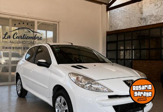 Autos - Peugeot 207 Compact Allure 1.4 N 2015 Nafta 92000Km - En Venta