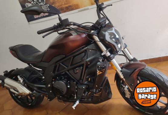 Motos - Benelli 502 c cruiser 2022 Nafta 14000Km - En Venta