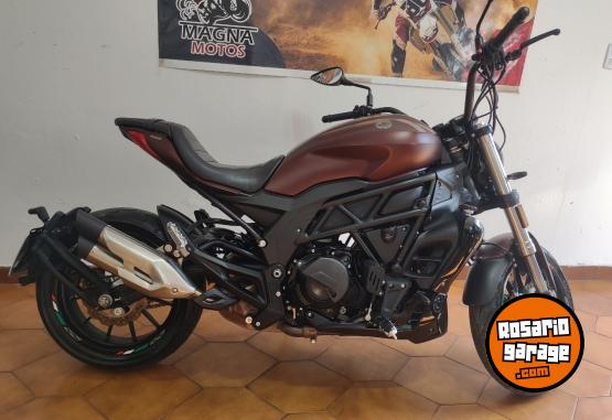 Motos - Benelli 502 c cruiser 2022 Nafta 14000Km - En Venta