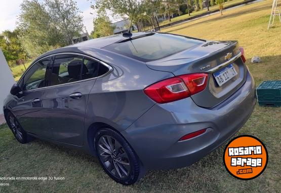 Autos - Chevrolet Cruze ltz 2017 Nafta 180000Km - En Venta