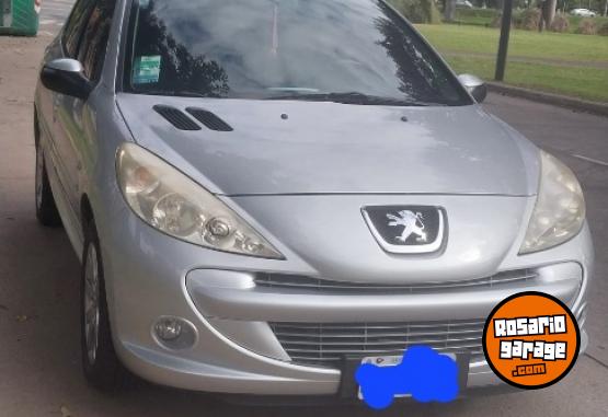 Autos - Peugeot 207 2011 Diesel 128500Km - En Venta