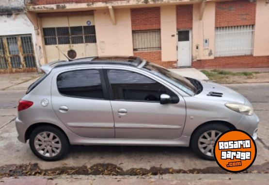 Autos - Peugeot 207 2011 Diesel 128500Km - En Venta
