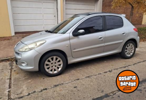 Autos - Peugeot 207 2011 Diesel 128500Km - En Venta