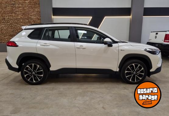 Autos - Toyota COROLLA CROSS XEI CVT HIB 2026 Electrico / Hibrido 0Km - En Venta