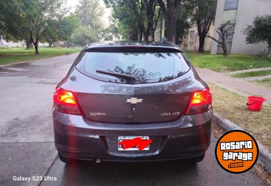 Autos - Chevrolet Onix 2016 Nafta 162000Km - En Venta