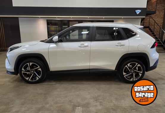 Autos - Toyota YARIS CROSS SEG CVT 2026 Nafta 0Km - En Venta