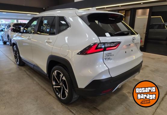 Autos - Toyota YARIS CROSS SEG CVT 2026 Nafta 0Km - En Venta