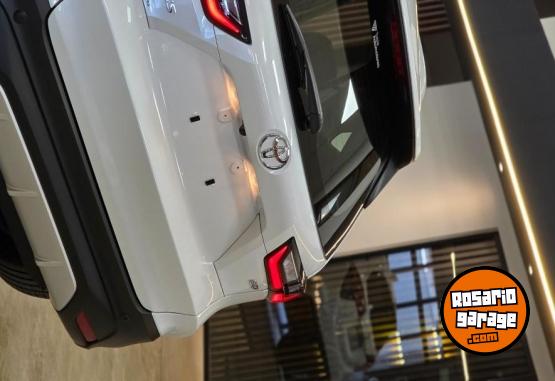Autos - Toyota YARIS CROSS SEG CVT 2026 Nafta 0Km - En Venta