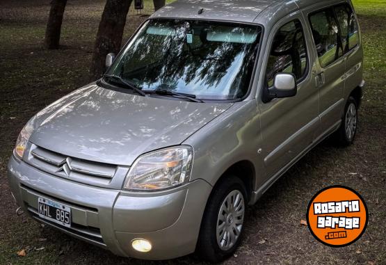 Utilitarios - Citroen Berlingo Partner Kangoo 2011 Diesel 134000Km - En Venta