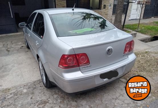 Autos - Volkswagen Bora 2.0 2010 2010 Nafta 144000Km - En Venta