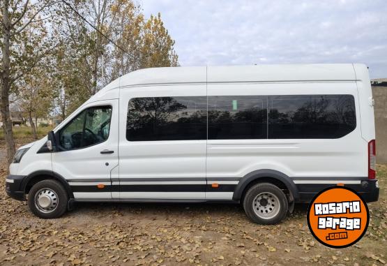 Utilitarios - Ford Transit 2023 Diesel 45000Km - En Venta