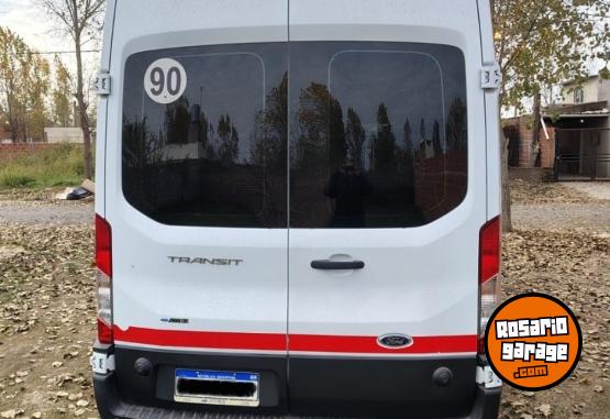 Utilitarios - Ford Transit 2023 Diesel 45000Km - En Venta