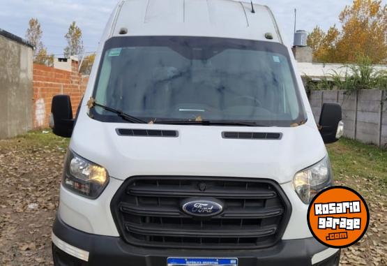 Utilitarios - Ford Transit 2023 Diesel 45000Km - En Venta