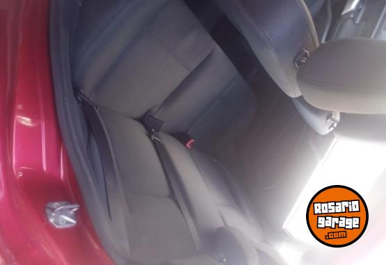 Autos - Ford Kinetic sedan 2011 Nafta 165000Km - En Venta