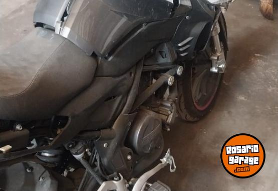 Motos - Benelli Trk251 2023 Nafta 15000Km - En Venta