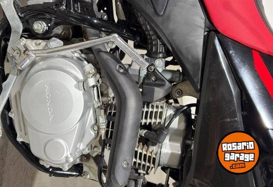 Motos - Honda Xr150 2020 Nafta 23800Km - En Venta