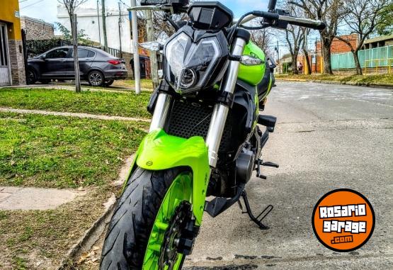 Motos - Benelli 302s 2024 Nafta 9500Km - En Venta