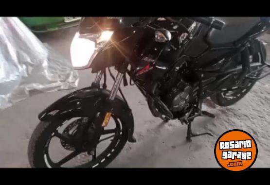 Motos - Bajaj Rowser 2016 Nafta 11111Km - En Venta