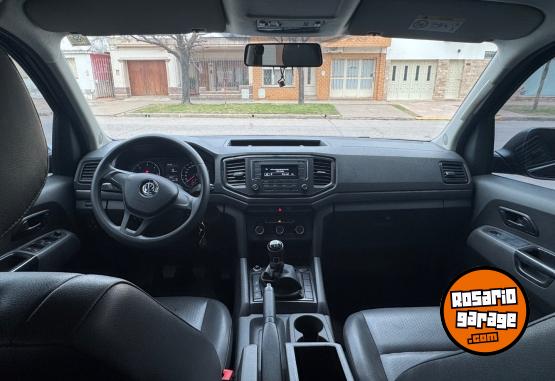 Camionetas - Volkswagen AMAROK TRENDLINE 2021 Diesel 56000Km - En Venta