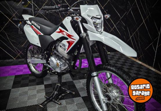 Motos - Honda Tornado xr 250 2024 Nafta 7600Km - En Venta