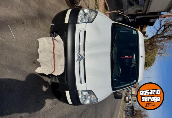 Utilitarios - Citroen Berlingo 2022 Diesel 90000Km - En Venta