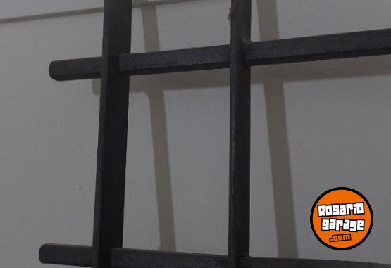 Hogar - reja para ventana de hierro macizo - En Venta