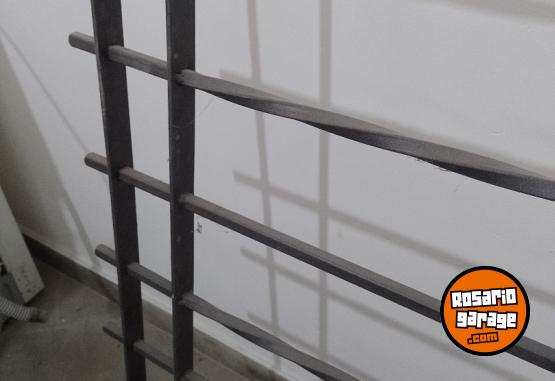 Hogar - reja para ventana de hierro macizo - En Venta