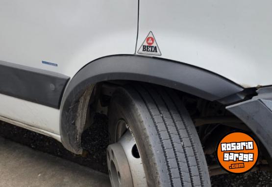 Camiones y Grúas - IVECO DAILY 70C16 - TODO PUERTAS - 2013 - En Venta
