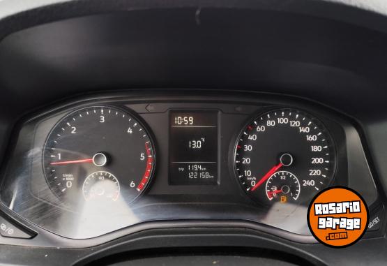 Camionetas - Volkswagen Amarok DC Trendline 140CV 2018 Diesel 122000Km - En Venta