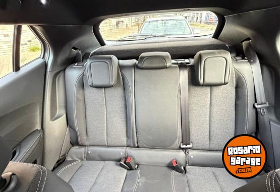 Autos - Peugeot 2008 active 2023 Nafta 60000Km - En Venta