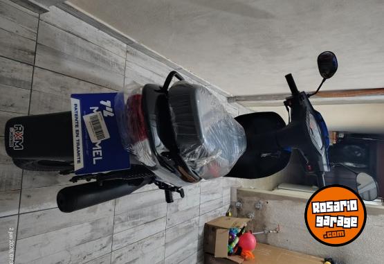 Motos - Motomel Bliz 2026 Nafta 240Km - En Venta
