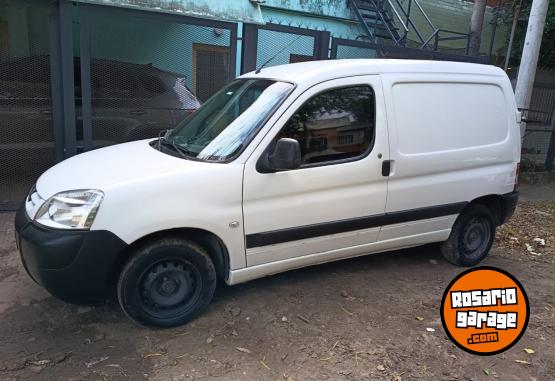 Utilitarios - Peugeot Partner Confort 1.6 2018 GNC 147800Km - En Venta