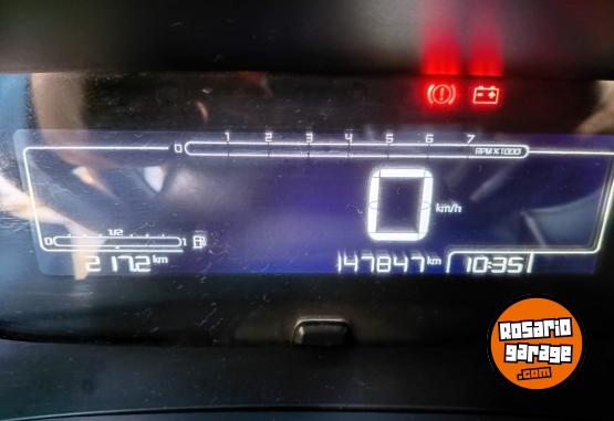 Utilitarios - Peugeot Partner Confort 1.6 2018 GNC 147800Km - En Venta