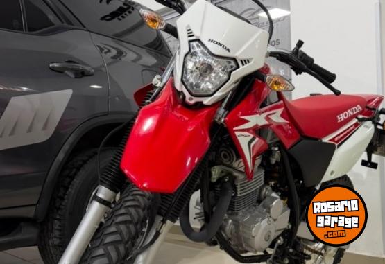 Motos - Honda XR 250 2024 Nafta 2000Km - En Venta