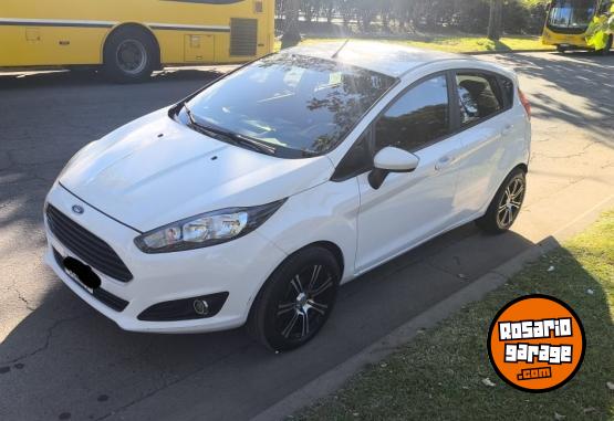 Autos - Ford Fiesta S 2015 Nafta 129000Km - En Venta