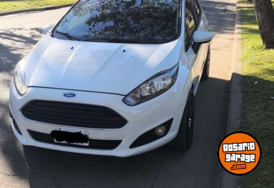 Autos - Ford Fiesta S 2015 Nafta 129000Km - En Venta