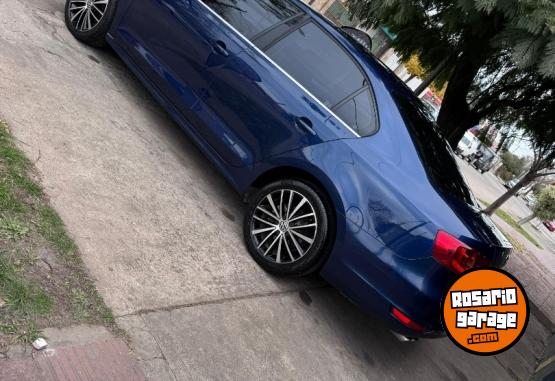 Autos - Volkswagen Vento 2013 Nafta 95000Km - En Venta
